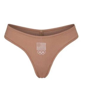 NWT SKIMS pantie thong